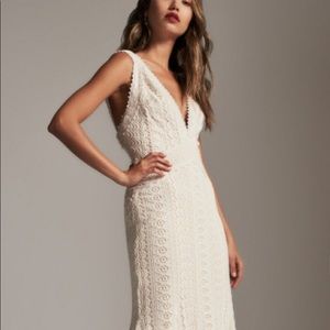 Tadashi Shoji Bohemian wedding dress
